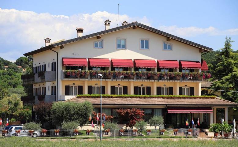 Hôtel pour 2 personnes, avec piscine et jardin