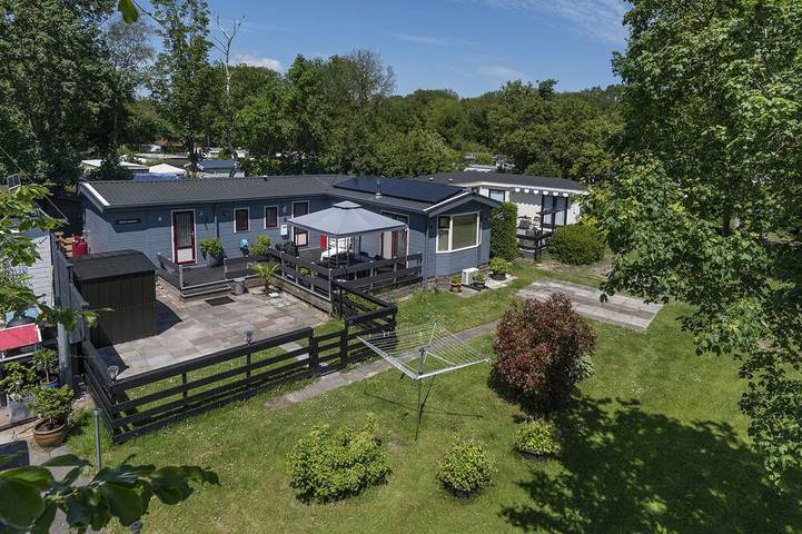 Ferienhaus für 5 Personen, mit Terrasse und Garten