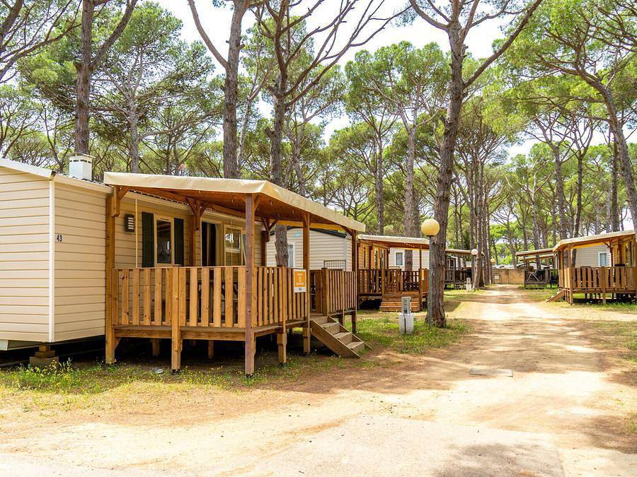 Camping Neptuno  - Mobilhome 4 personas - Confort | 2 Dormitorios | 4 Pers | Terraza elevada | Aire acondicionado in Pals, Costa Brava