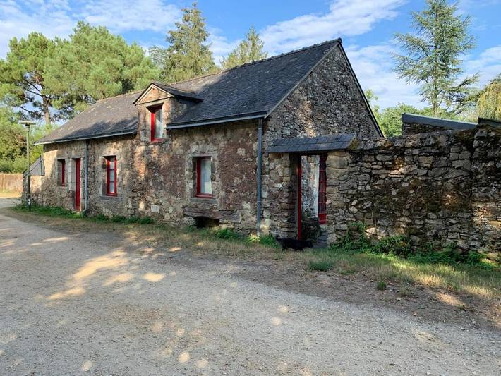 Location de vacances pour 6 personnes, avec terrasse ainsi que jardin et vue à Blain (homonymie)