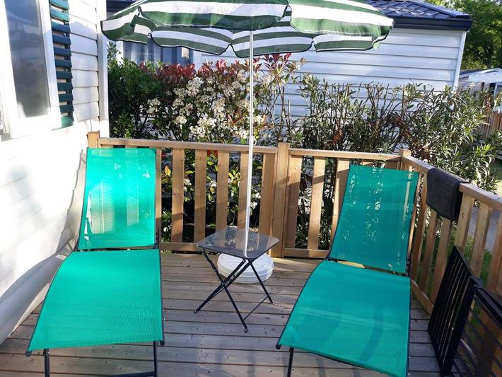 Camping pour 6 personnes, avec jardin ainsi que piscine et bassin pour enfant, animaux acceptés à Saint-Georges-de-Didonne - 2