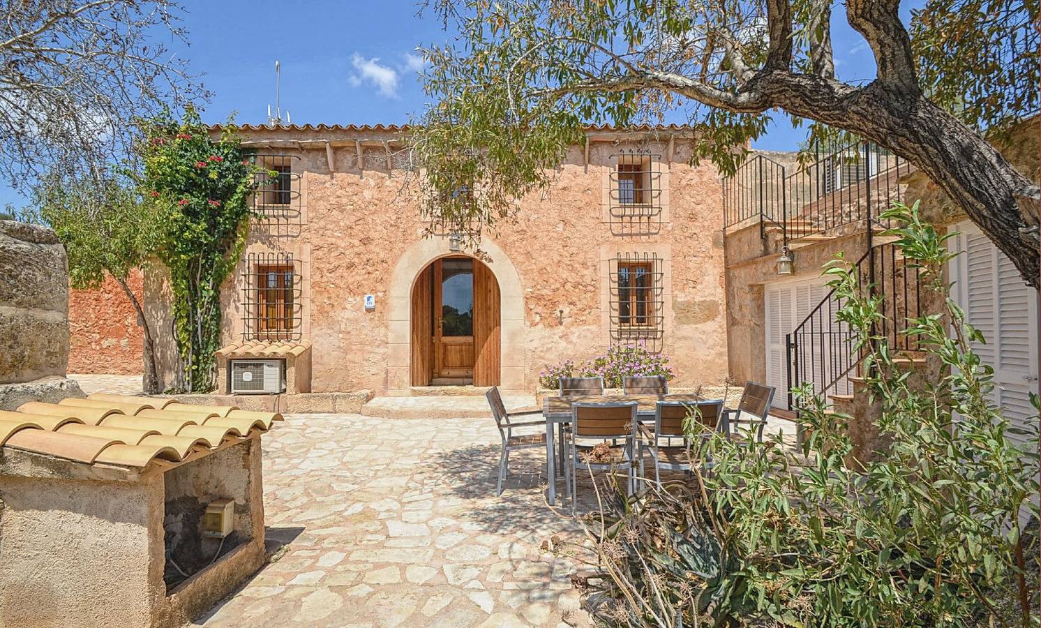 Casa de vacaciones 'Can Mascaro' con vistas a la montaña, Wi-Fi y aire acondicionado in Manacor, Mallorca Este
