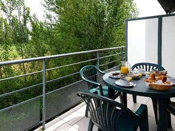 Camping für 4 Personen in Rivières, Zentralmassiv, Bild 2