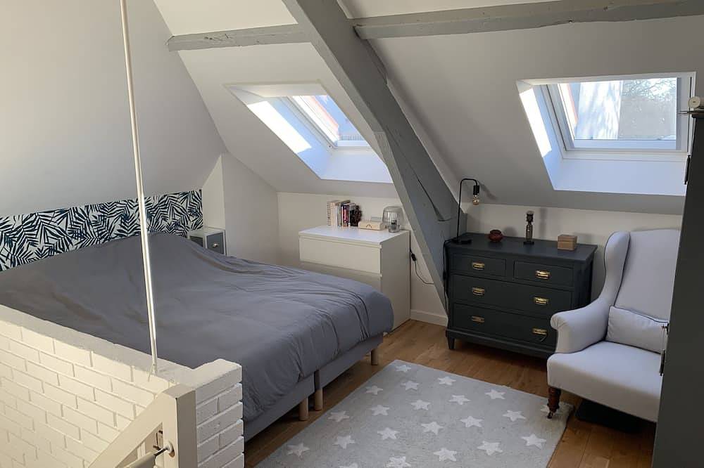 Appartement entier, Duplex lumineux au pied du bois de Vincennes in Fontenay-sous-Bois, Val-de-Marne