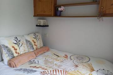 Chalet pour 6 Personnes dans Yèvres, Région de Châteaudun, Photo 3