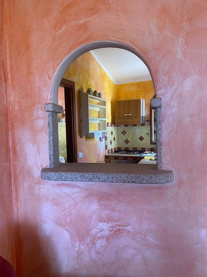 Location de vacances pour 2 personnes, avec jardin et vue à Monte Petrosu - 2