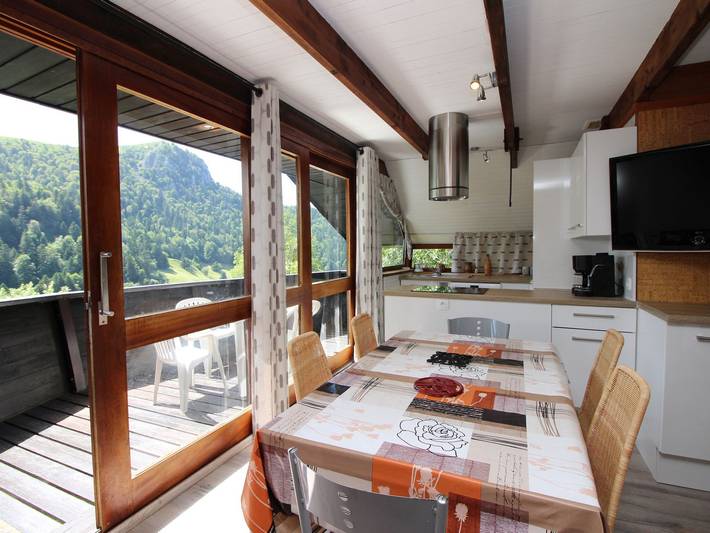 Chalet pour 9 personnes, avec terrasse à Mont-Dore - 2
