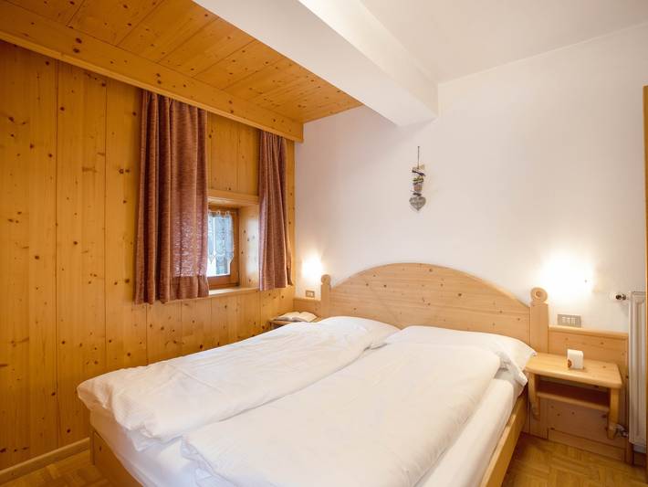 Ganze Wohnung, Ferienwohnung "Ciasa Lino Aloch" mit Bergblick und WLAN in Pozza di Fassa, San Giovanni di Fassa