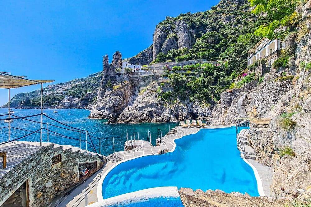 Villa Alba exclusive Villa with pool and access to the sea in Furore, Amalfiküste