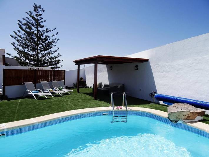 Casa rural para 6 personas, con Balcón y Jacuzzi además de Terraza y Jardín en Mácher - 3