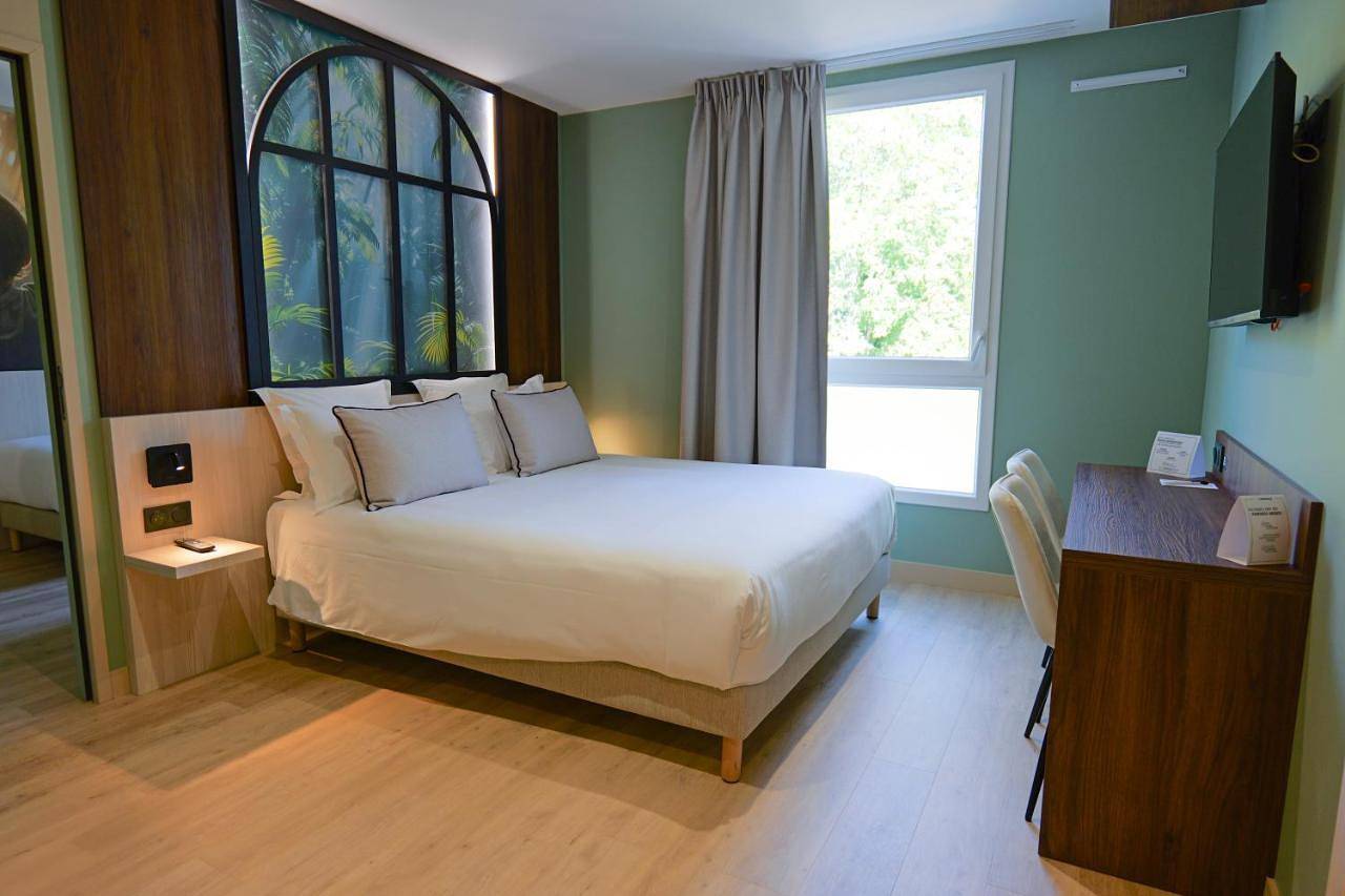 Hôtel Le Kennedy, Clermont-Ferrand, The Originals Relais in Clermont-Ferrand, Parc naturel régional des Volcans d'Auvergne
