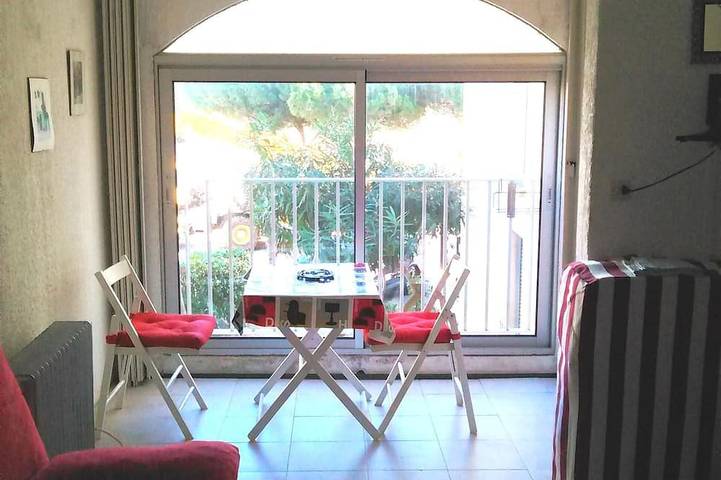Appartement de vacances pour 3 personnes, avec jardin et jacuzzi, animaux acceptés