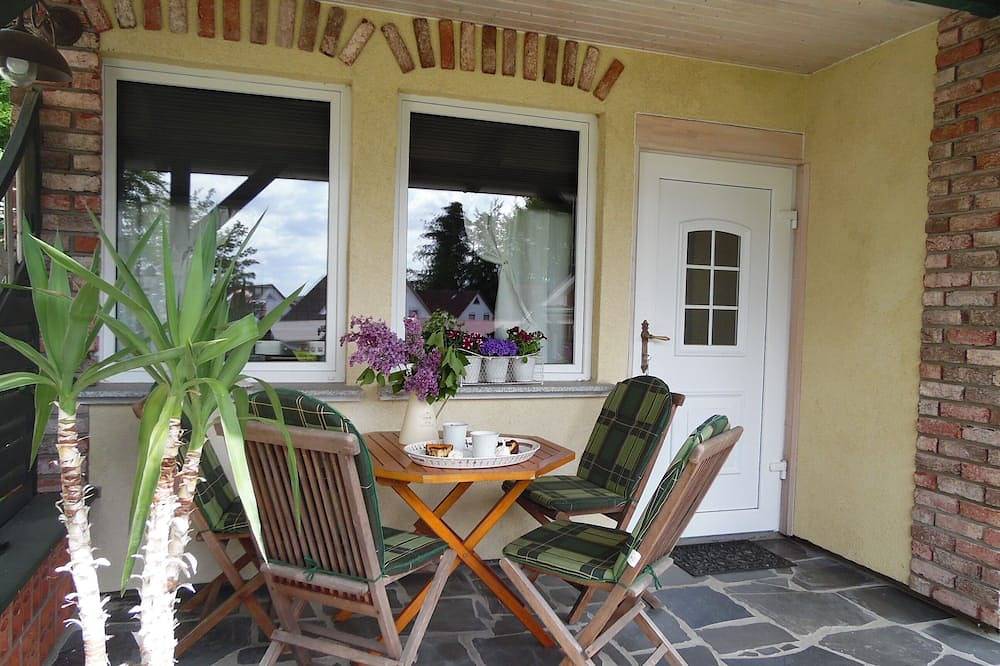 Huis, 300 m van het strand, vlakbij het bos in Sellin, Rügen