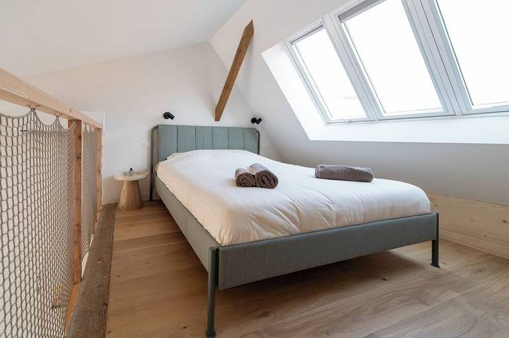 Ganze Wohnung, L'atelier du coq gaulois: modern, cozy loft in the city center. in Saintes, Saintes und Umgebung