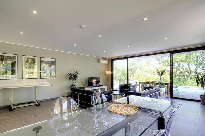 Location de vacances pour 8 personnes, avec jardin à Feliceto