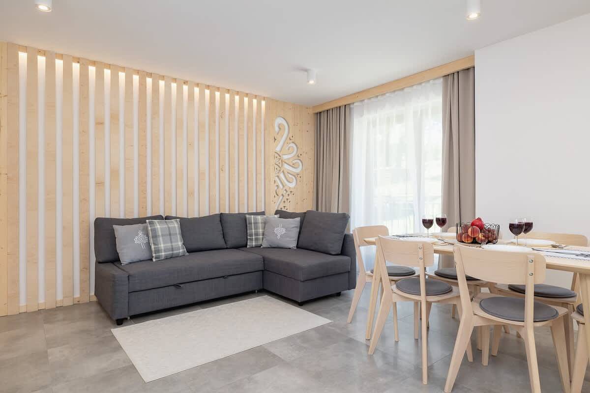 Entire apartment, Stylish Apartment in Zakopane | Two Balconies, Parking in Zakopane, Carpathians (Poland)