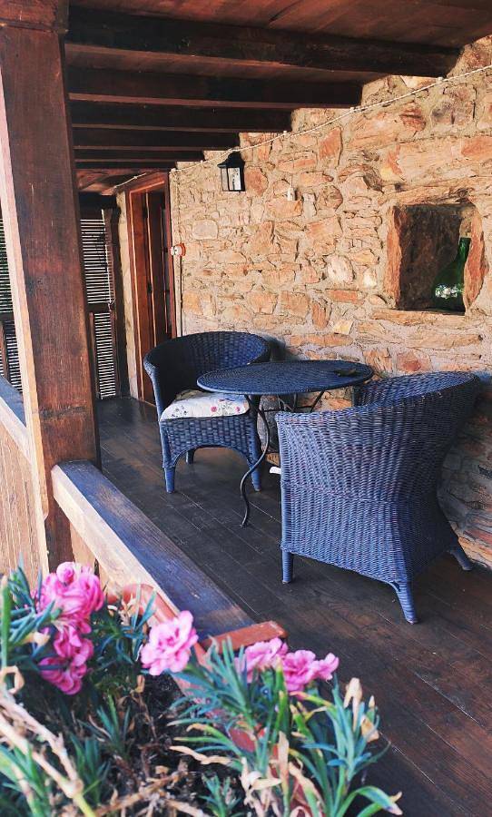 Casa rural para 6 personas, con balcón y vistas en Comarca del Narcea - 2