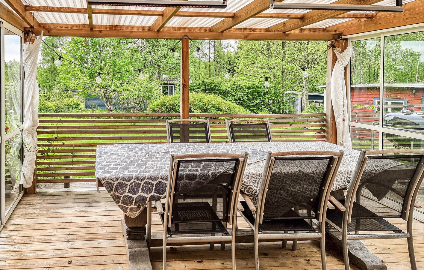 Ferienhaus für 8 Personen mit Garten in Södra Vings distrikt, Västergötland