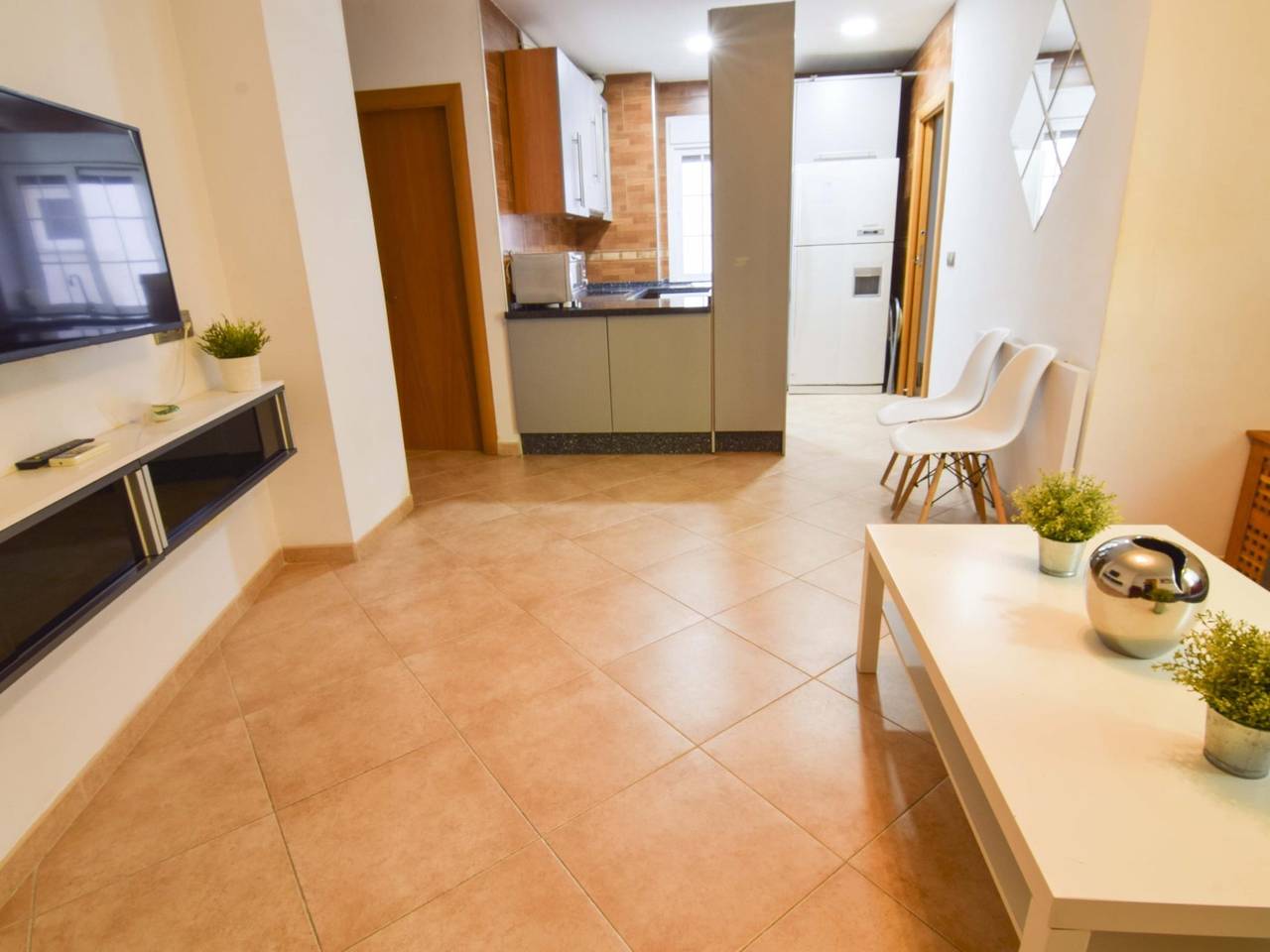 Apartamento vacacional entero, Letmalaga Baños del Carmen in Málaga (Este), Málaga