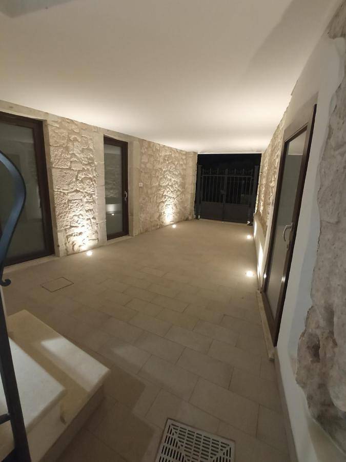 Appart’hôtel pour 2 personnes, avec Terrasse ainsi que Piscine et Vue à Torre de' Passeri