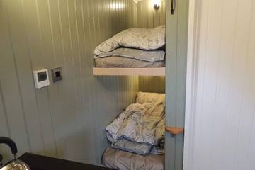 Glamping for 4 People in Isle of Anglesey, North-Wales, Photo 2