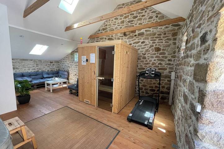 Location de vacances pour 2 personnes, avec piscine et sauna ainsi que jardin et jacuzzi à Pouldergat - 4