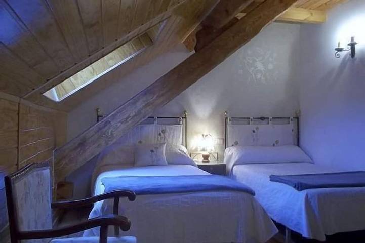 Appartement entier, Appartement touristique Maribel pour 5 personnes in Biescas, Pyrénées Aragonaises