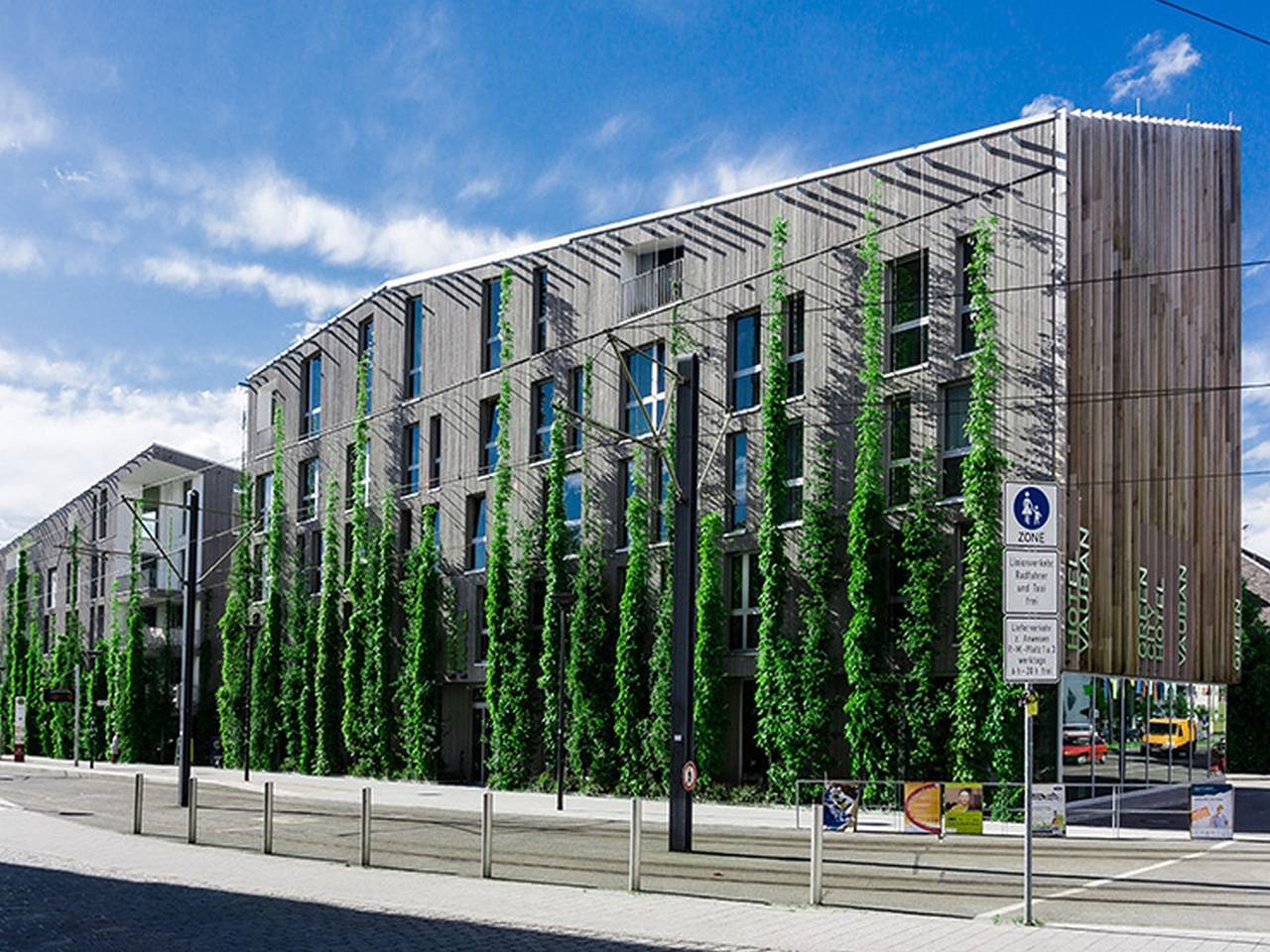 Green City Hotel Vauban - Doppelzimmer mit Dusche und Wc in Vauban (Freiburg), Freiburg