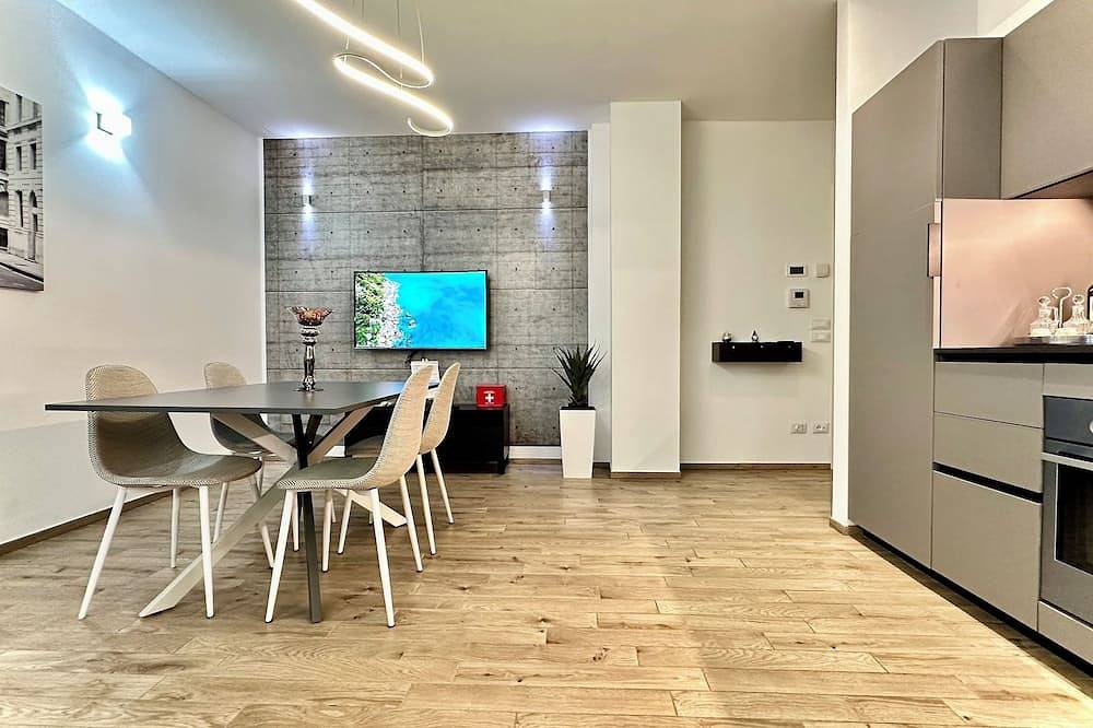 Ganze Wohnung, Elegante renovierte Wohnung Stadtzentrum nur wenige Schritte vom Strand entfernt in Misano Adriatico, Rimini Provinz