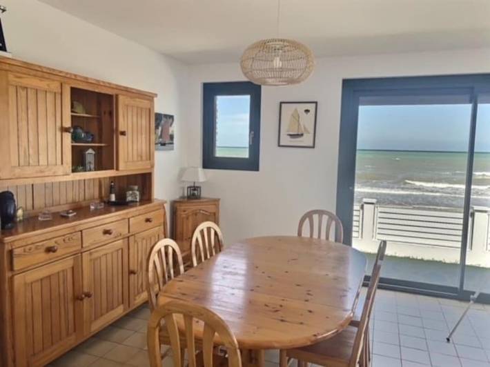 Location de vacances pour 6 personnes, avec vue et jardin à Bernières-sur-Mer - 3