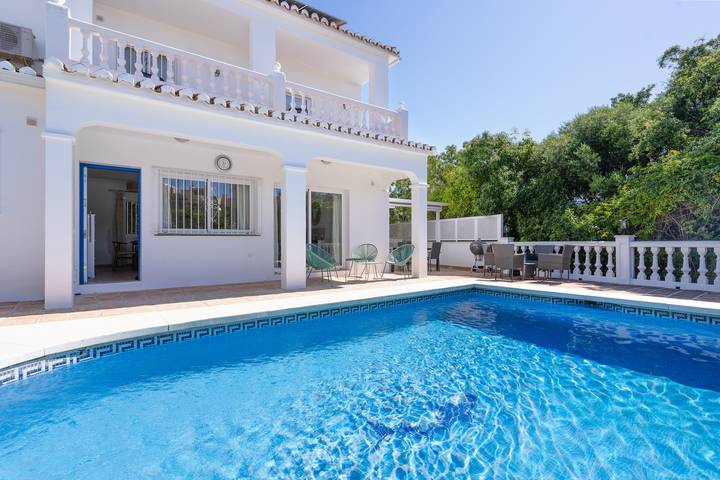 Villa for 6 people, with terrace and garden in Mijas