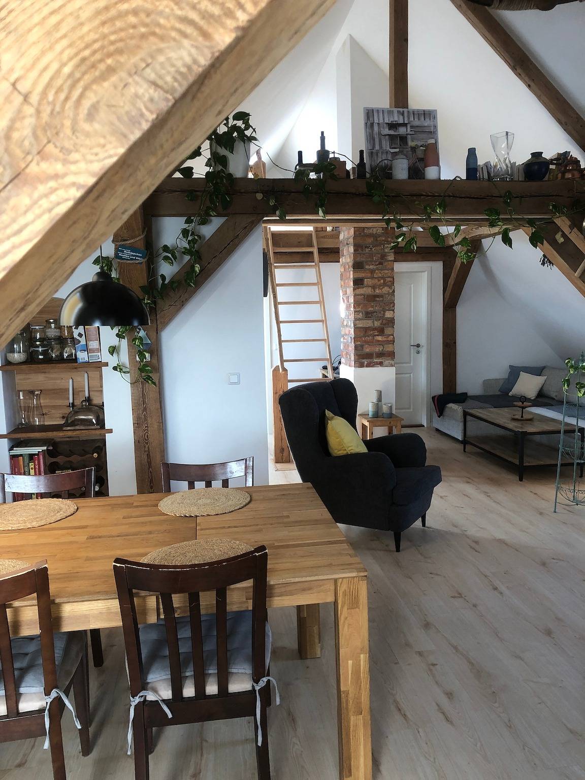 Ganze Wohnung, Apartment 'Lale' mit Seeblick, Gemeinschaftsterrasse und Wlan in Canow, Wustrow (Mecklenburgische Seenplatte)