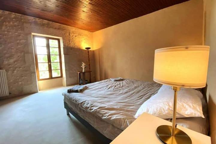 Gîte pour 15 personnes, avec jardin à Saint-Hilaire-d'Ozilhan - 4