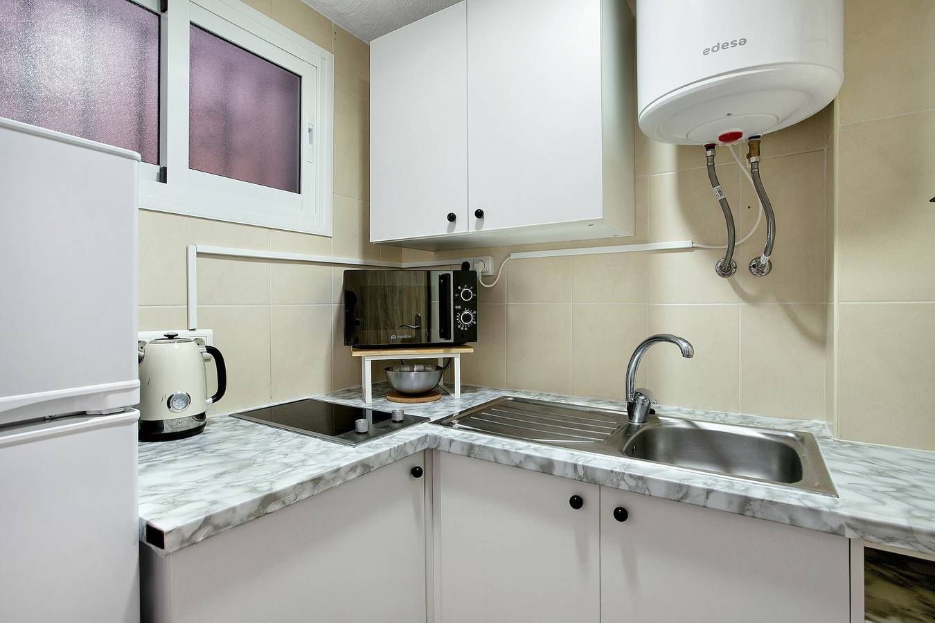 Studio Appartement 'Estudio En La Cascada' met Airconditioning, foto 11