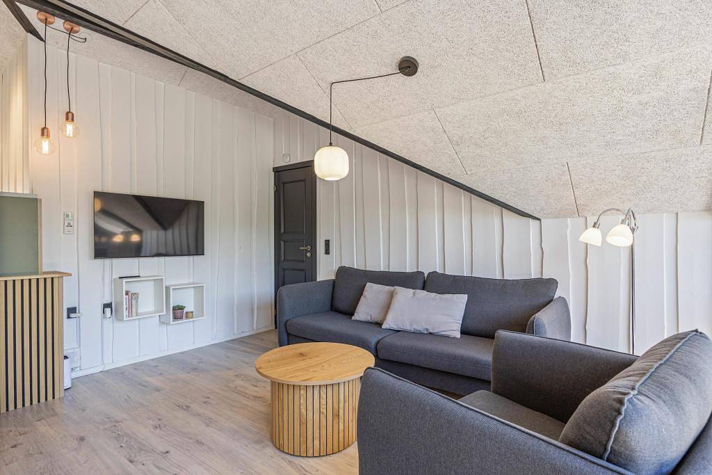 Strandnahes Ferienhaus in Bjerregård mit Außensauna in Bjerregård, Holmsland Klit