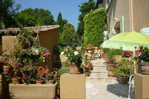 Location de vacances pour 2 personnes, avec piscine et jardin à Six-Fours-les-Plages - 3