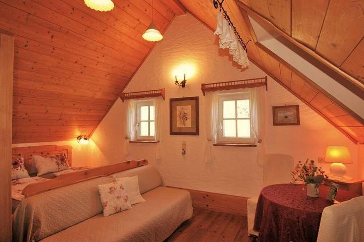 Fewo Kuschelnest - ab 7 Nächte - Altes Gehöft am Lormanberg in Südoststeiermark, Kirchberg an der Raab