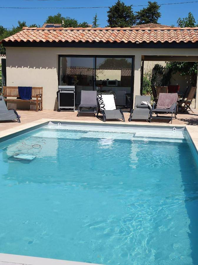 La Maison des Romarins Chambres d'hôtes Cosy Climatisées Piscine Cuisine in Aigremont, Région d'Alès