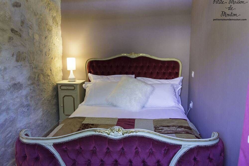 Renovated barn,  great for countryside walks, and bike rides in Azat-le-Ris, Bellac und Umgebung