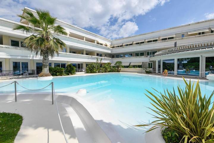 Ferienhaus für 6 Personen, mit Garten und Ausblick sowie Pool, kinderfreundlich am Gardasee