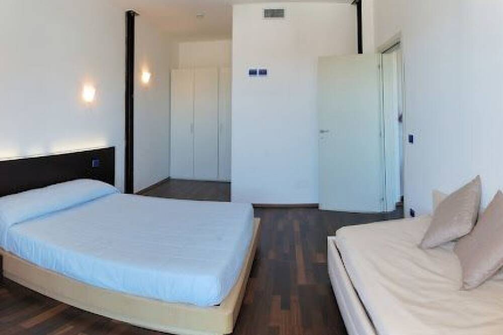 Ganze Wohnung, Superior Zwei-Zimmer-Wohnung in Alba Beach, Alba Adriatica