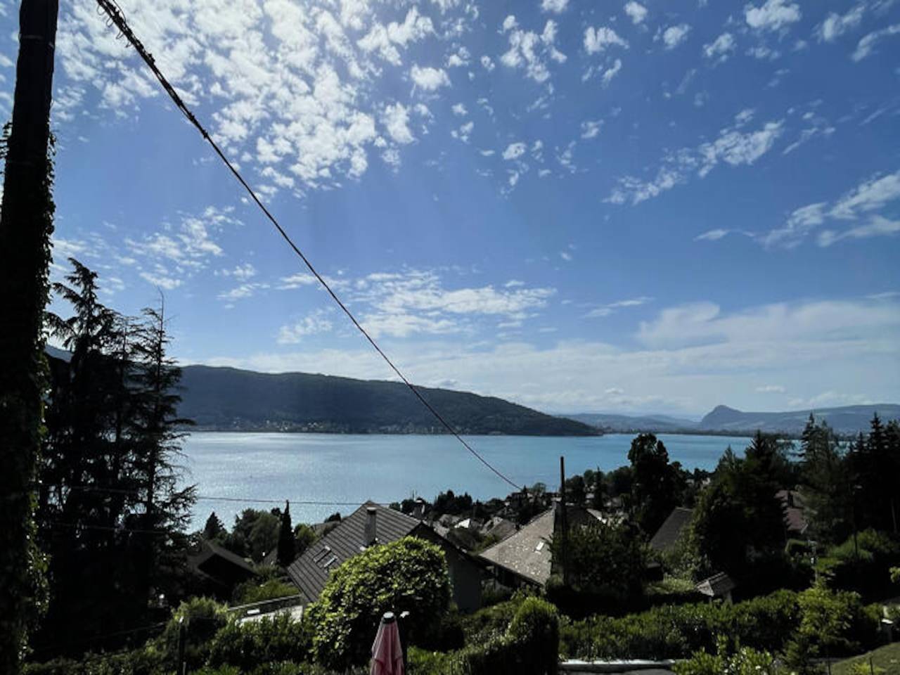 Ganze Wohnung, Ferienhaus in Veyrier-du-Lac mit Blick auf den See in Veyrier-du-Lac, Annecy und Umgebung