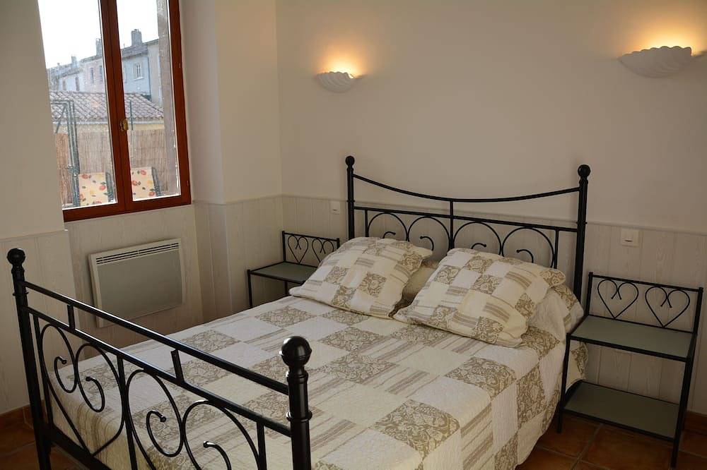 Apartamento entero, Apartamento con terraza, a la entrada de la ciudad medieval. Estacionamiento privado para 2 personas. in Carcasona, Región de Carcassonne