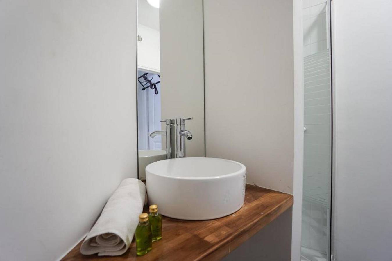 Hel ferieleilighet, Cozy Room in Sacre Couer Nieghboorhood in Paris, Île-de-France