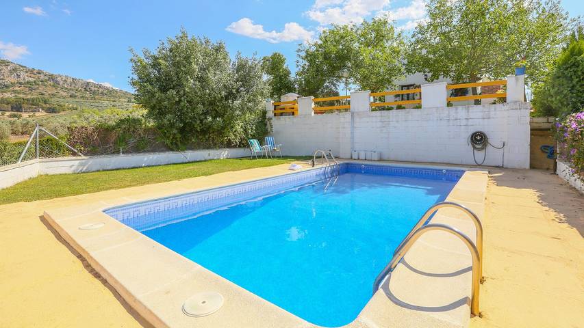 Casa rural para 7 personas, con piscina y balcón/terraza en Sierra Sur de Sevilla - 2