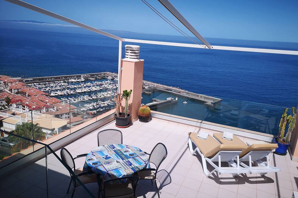 Ganze Wohnung, Spektakuläre Sonnige Wohnung Mit WIFI, Pool, Panorama-Klippe Und Meerblick. in Playa de los Guíos, Santiago del Teide