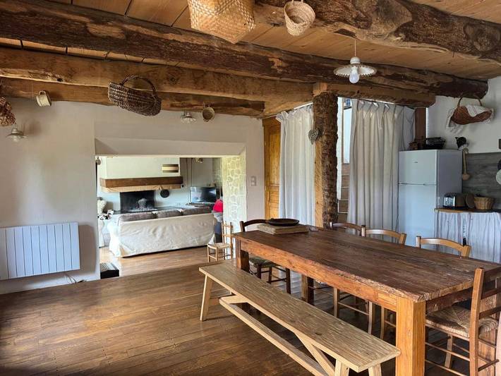 Location de vacances pour 12 personnes, avec terrasse et jardin, animaux acceptés à Le Recoux - 4