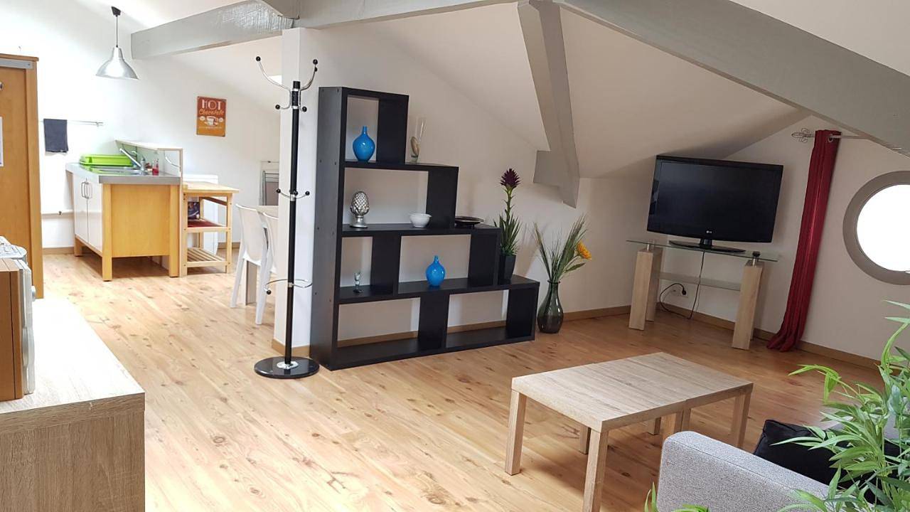 Appartement entier, One-Bedroom Apartment in Dax, Région de Dax