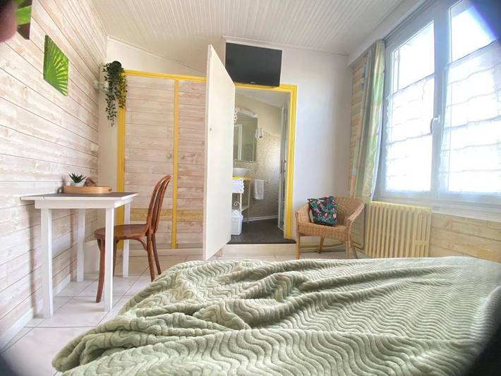 Hôtel pour 4 personnes, avec terrasse, animaux acceptés dans Office De Tourisme De La Tranche Sur Mer - 4