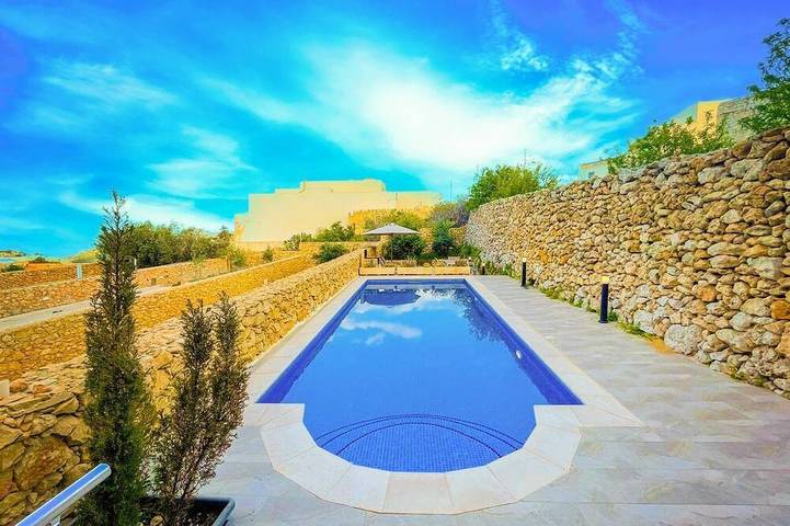 Villa für 6 Personen, mit Garten und Whirlpool auf Malta